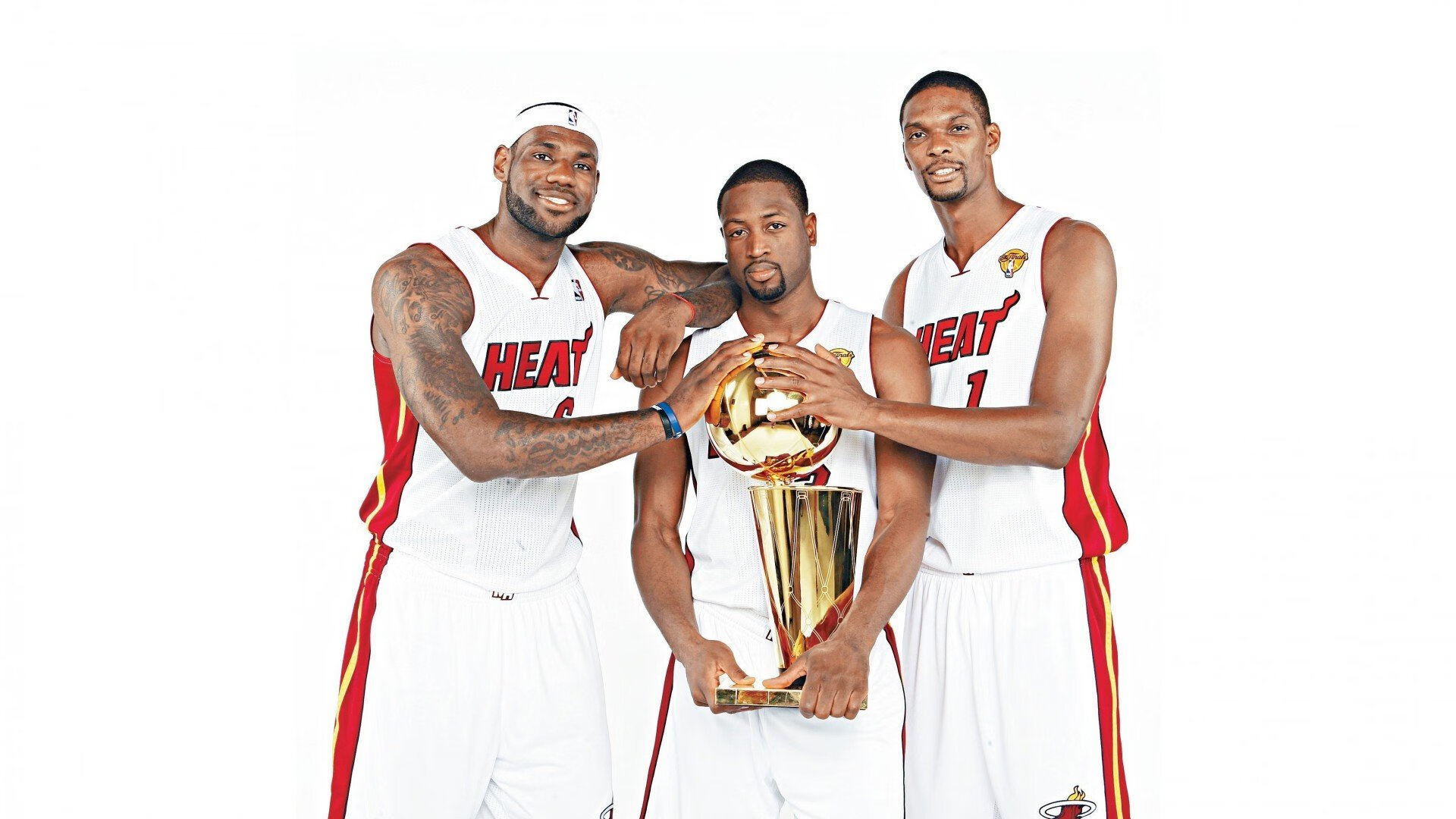 黄蜂VS活塞,布克以一记致命狙击刺破寂静,宣告联盟新王的加冕礼