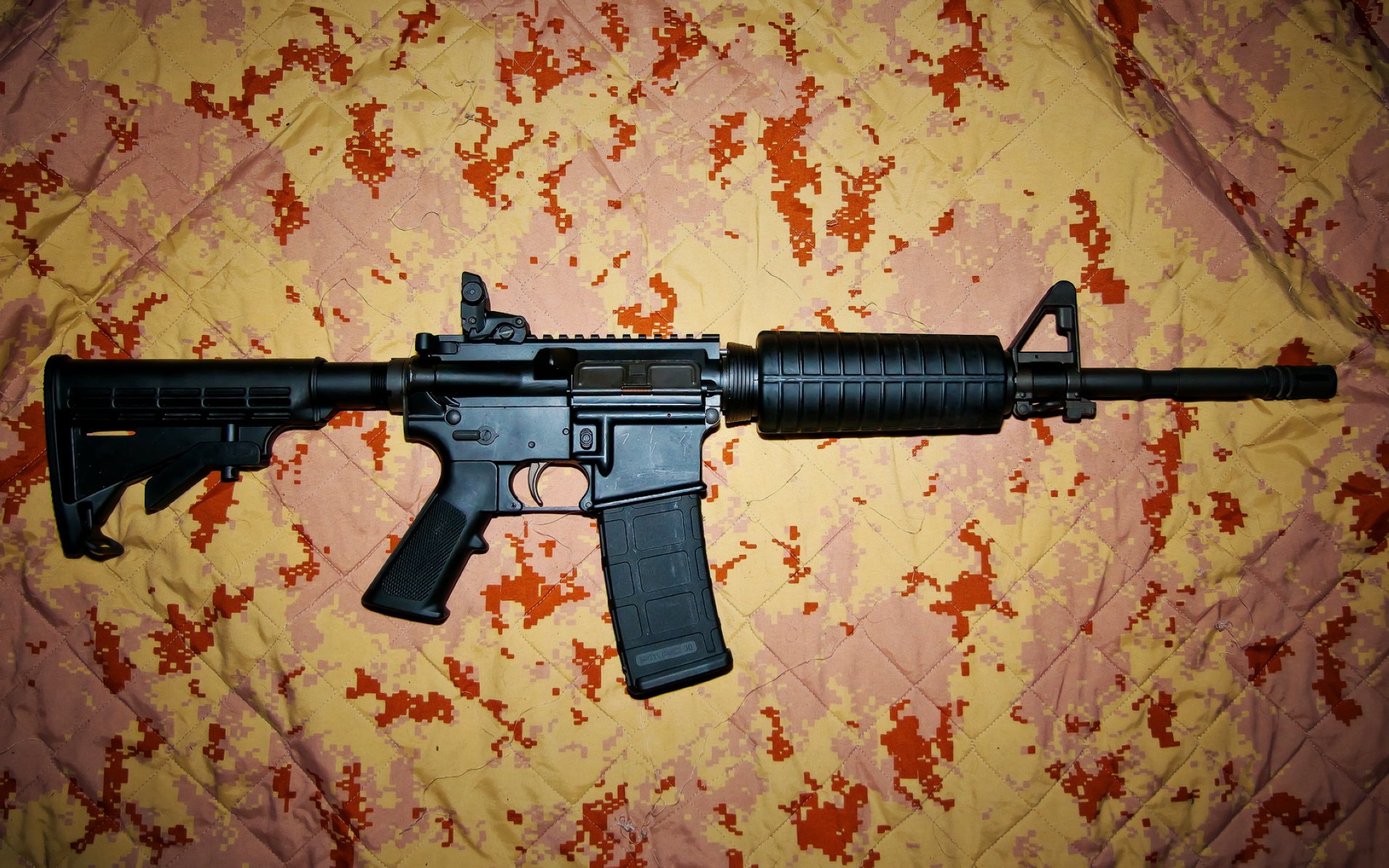 东方铁壁锁西行，福克斯惊雷破重围