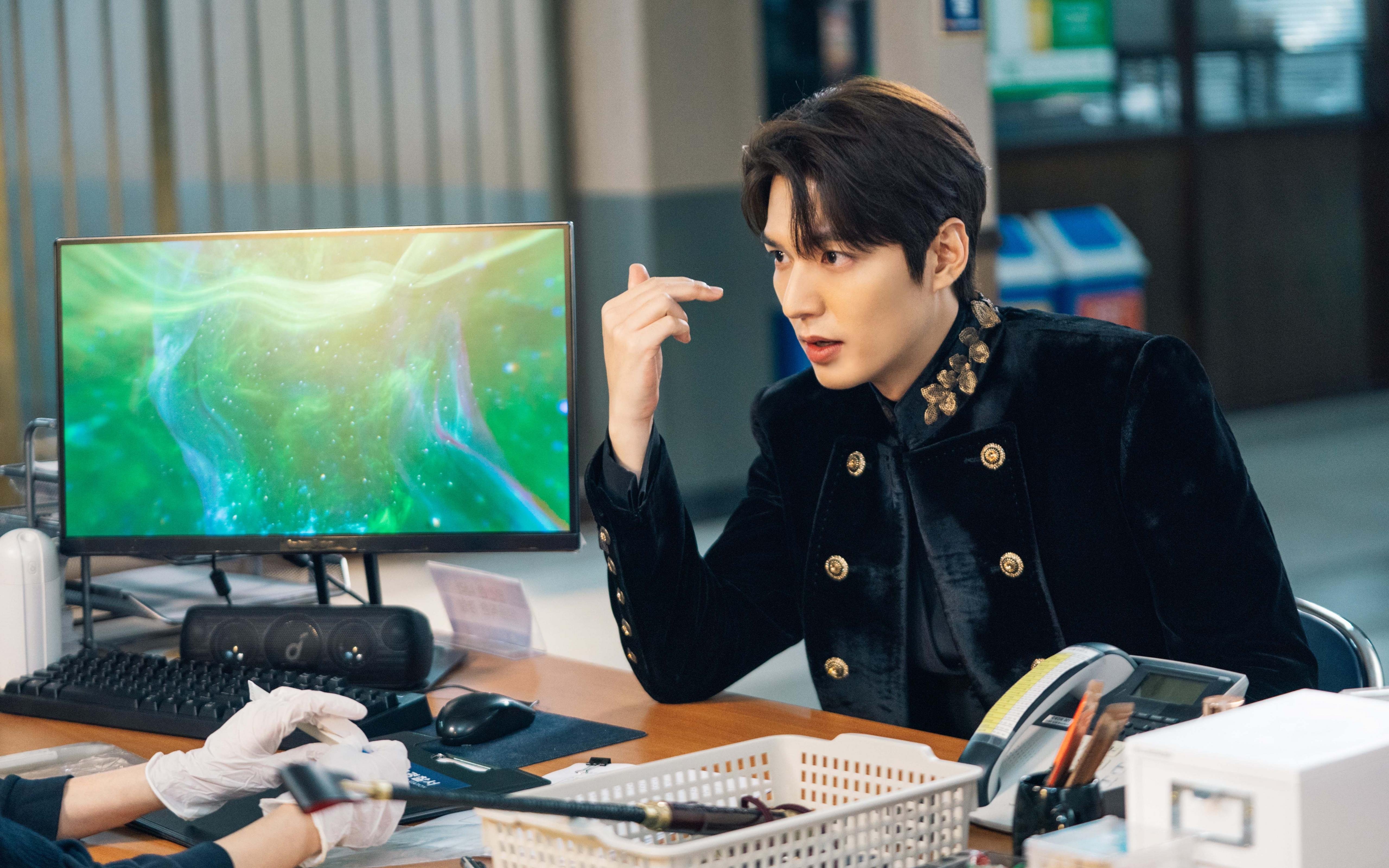 韩流教科书，黄喜灿两射一传导演北欧征服记